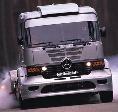 photo racetruck3g470w.jpg  34KB  MB Racetruck starting