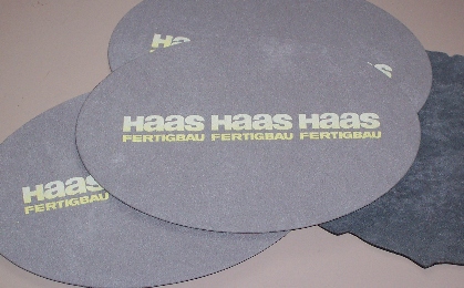 Nerce mit Irisdruck