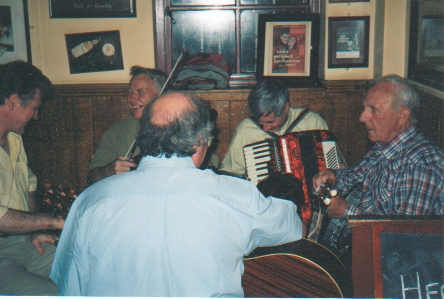 Musicians at The Sky and The Ground