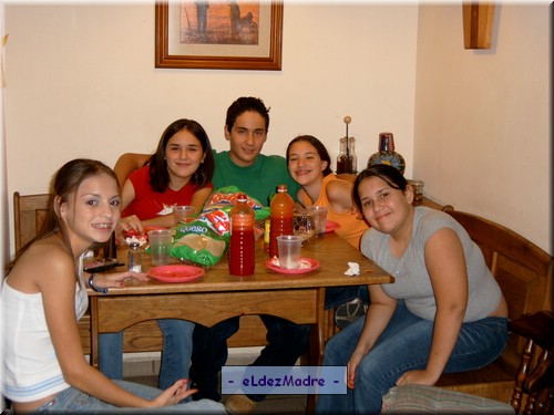 comiendo.JPG