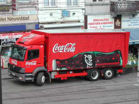 Camión de Coca-Cola en la calle