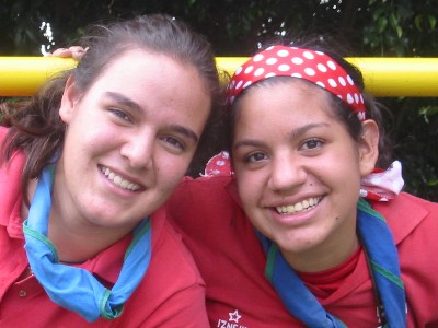 Daniela Nava y Karen Ocampo, Jefa y Subjefa del Eslabón Midway 2006