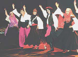 Dabke - fuente: www.anada.de/ specials2.htm