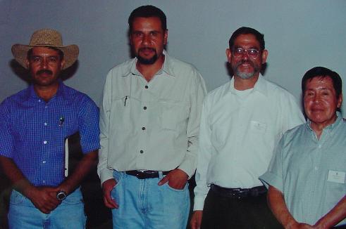 invitadosysocios.jpg (22760 bytes)