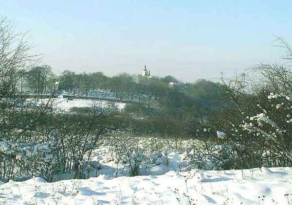 Widok na kosciól (2)