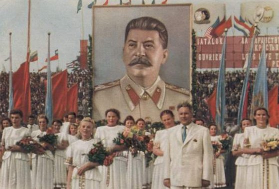 Eine frhere Parade im Stalinplatz...
