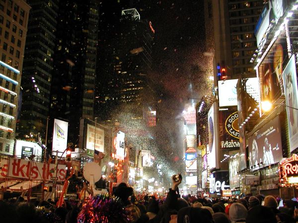 New_Year_eve_at_time_square-3.JPG