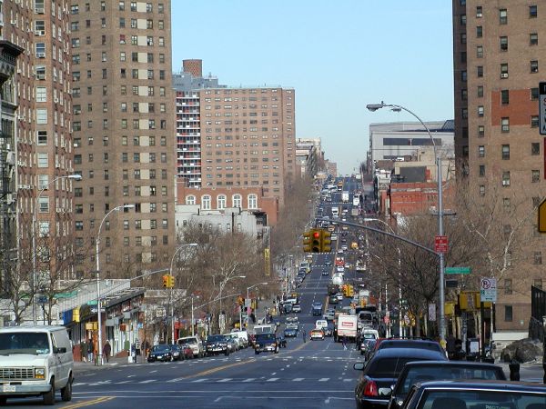the_road_leading_to_Harlem.JPG