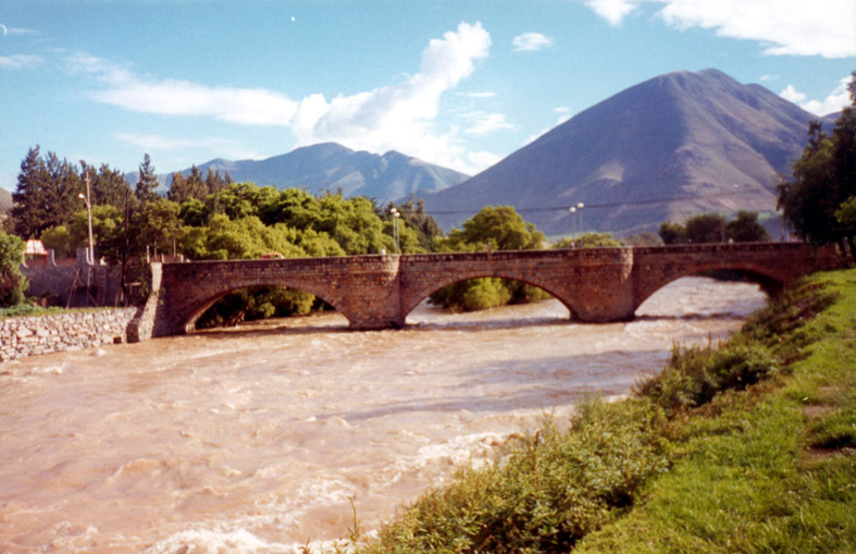Puente Calicanto Huanuco