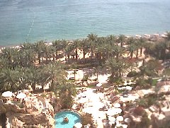 eilat-beach-02051005.jpg