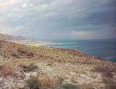 dead-sea-20040220-02.jpg