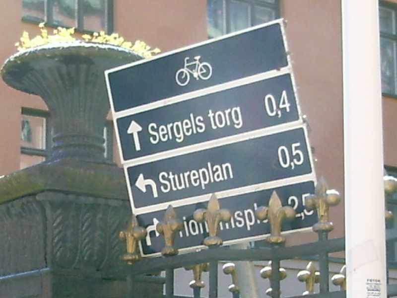Bike route sign
