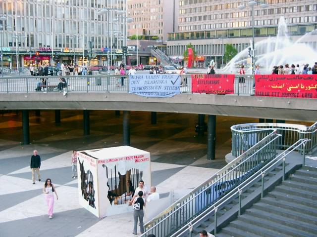 Demonstration by Iranian exiles