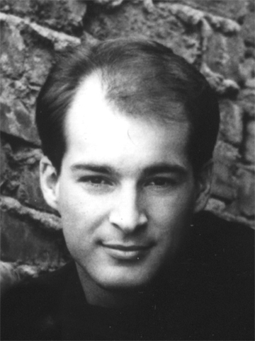 chrisbio2.jpg (82110 bytes)