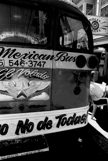 mexicanbus.jpg