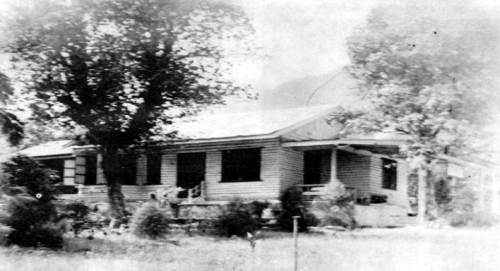 villaauroraresthouse.gif (144290 bytes)