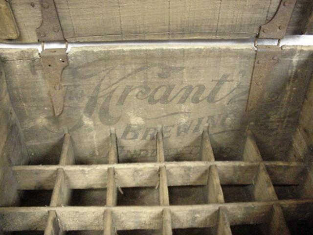 Krantz Brewing Co. 24 bottle beer box 3