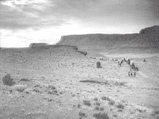 W023TrainInMonumentValley