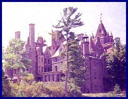 Castle photo taken from North side of Heart Island
