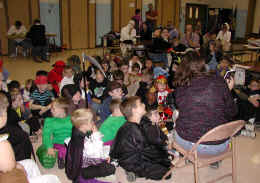halloween03-10.jpg (107966 bytes)