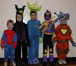 halloween07-10.jpg (88637 bytes)