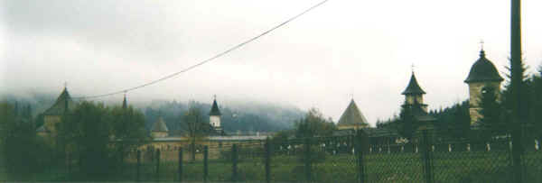 Sucevita.jpg (78179 bytes)