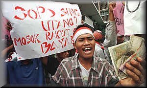 Sopo sing utang, mosok rakyat yang bayar?