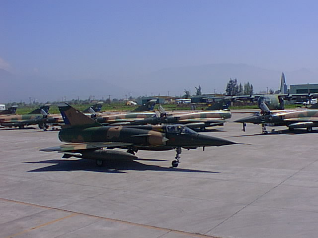 Mirage M5M Elkáns before a parade.
