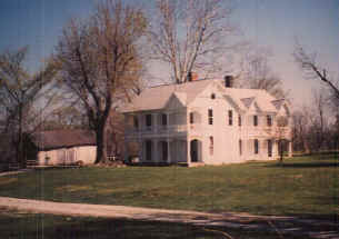 BrownHous.jpg (30811 bytes)