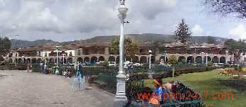 PLAZA DE ARMAS DE AYACUCHO LADO OESTE