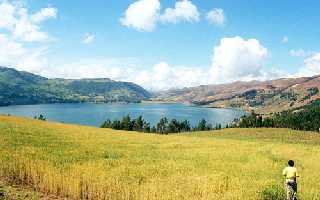 PACUCHA LAKE