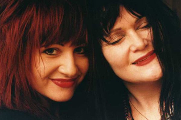 Lydia Lunch & Exene Cervenka - (Ken Winokur)