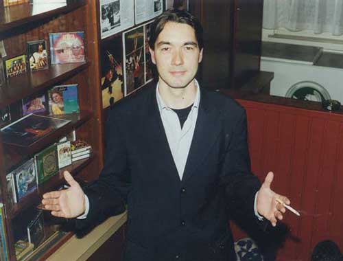 --> Marcus J. Oswald