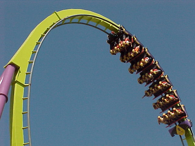 SFKK-9-25-99-Chang-entering-loop.jpg (49585 bytes)
