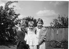 Cheryl and Val with Dianne