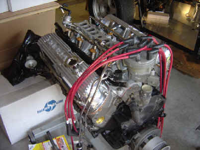 Engine with injectors