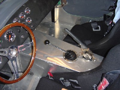 Transmission tunnel cover