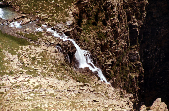 Descenso al Circo de Cotatuero
