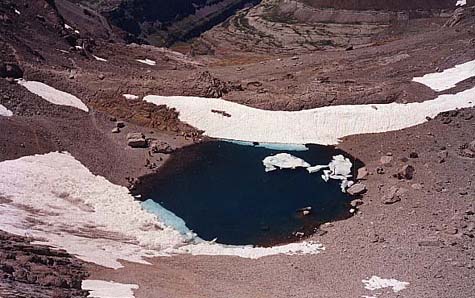 El Ibón Helado desde el collado
