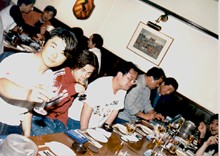 iWeek 2000Aɂ@؂Â肳A؂AA_g