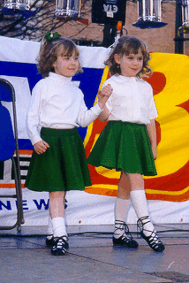 5 yr. olds dancing
