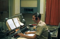 EllisRadio.jpg
192.28 KB 