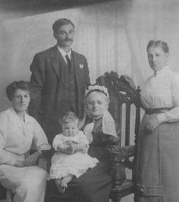 4 generations of Campling women