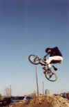 bmx_1_8.jpeg (54676 bytes)