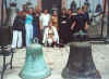 gruppo_con_campane.jpg (30491 bytes)