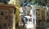 We went to the Sawdust Festival, Art-a-Fair, Festival of the Arts and the Laguna Art Museum. (23,276 bytes)
