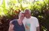 Karla & Art enjoy the shade on the lanai. (23,041 bytes)