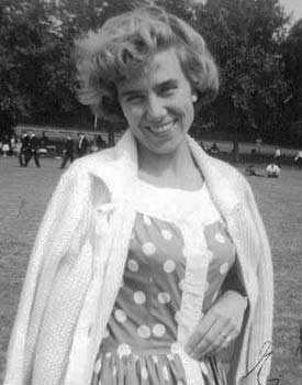 Evelyn Flowers