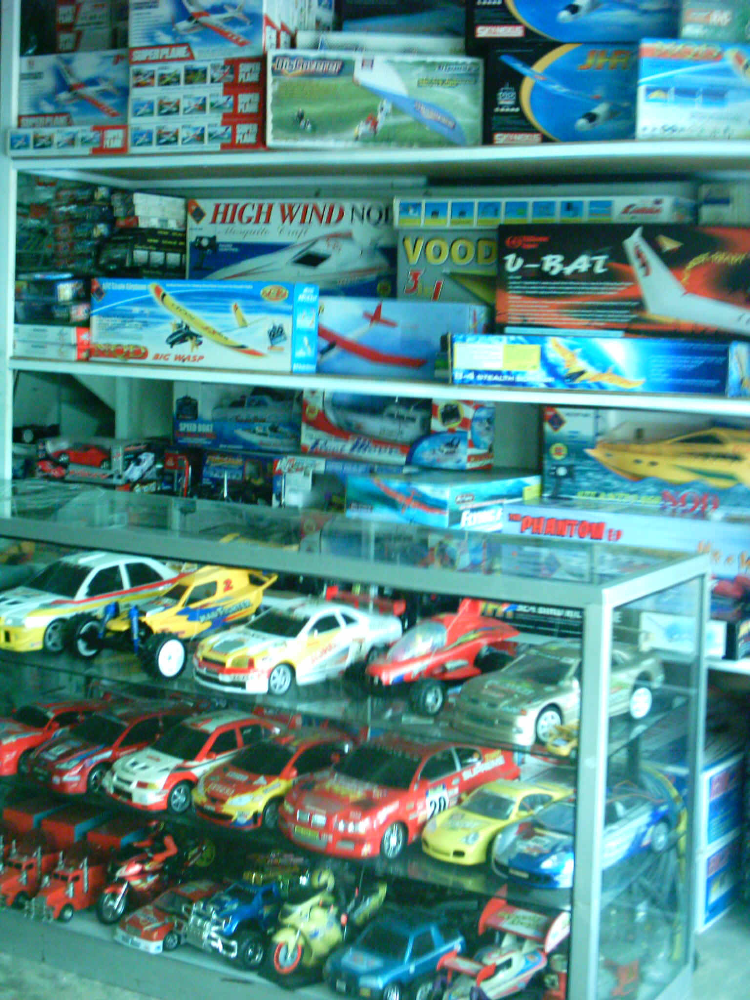 Kedai Kereta Kawalan Jauh
