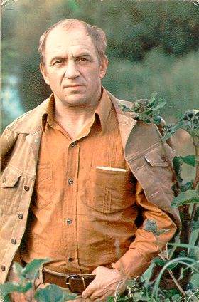 Лев Дуров
